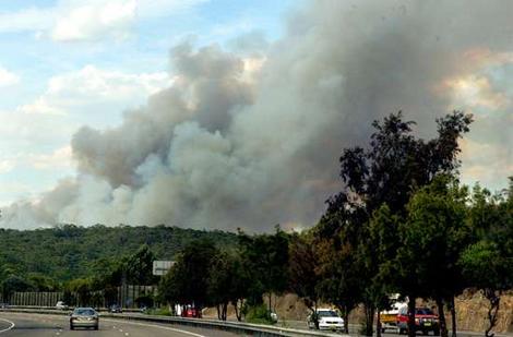 No way home  the Ku-ring-gai fire closed the F3.
